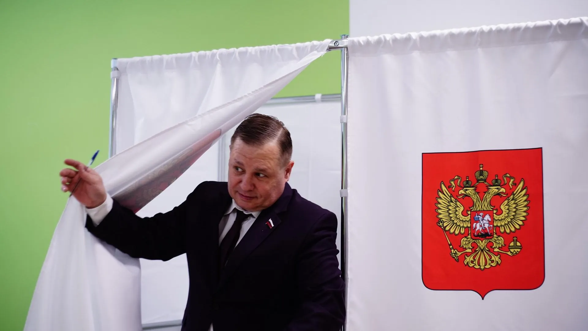 Первые избиратели пришли на участки в Люберцах
