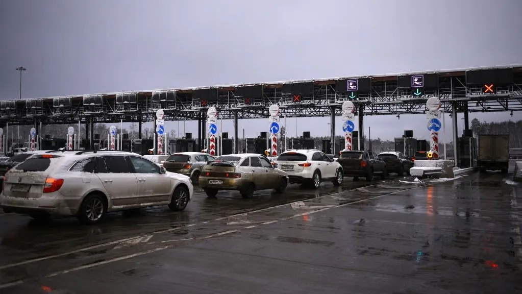Россияне стали чаще пользоваться платными дорогами