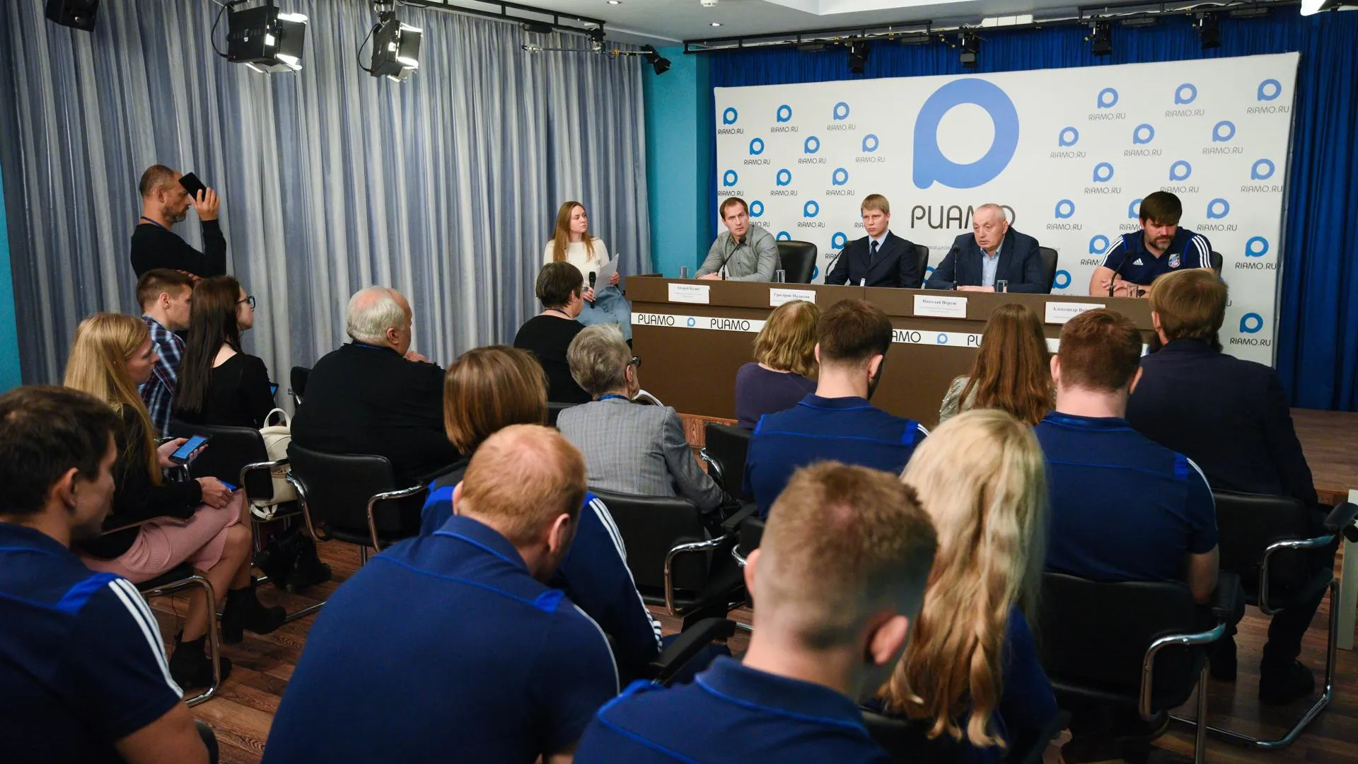 Около 1,5 тыс детей занимаются регби в Московской области