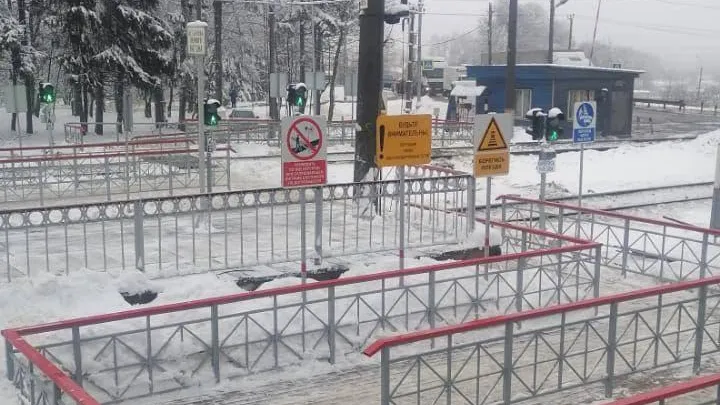 Современный переход через ж/д пути обустроили в поселке Новопетровское в Истре
