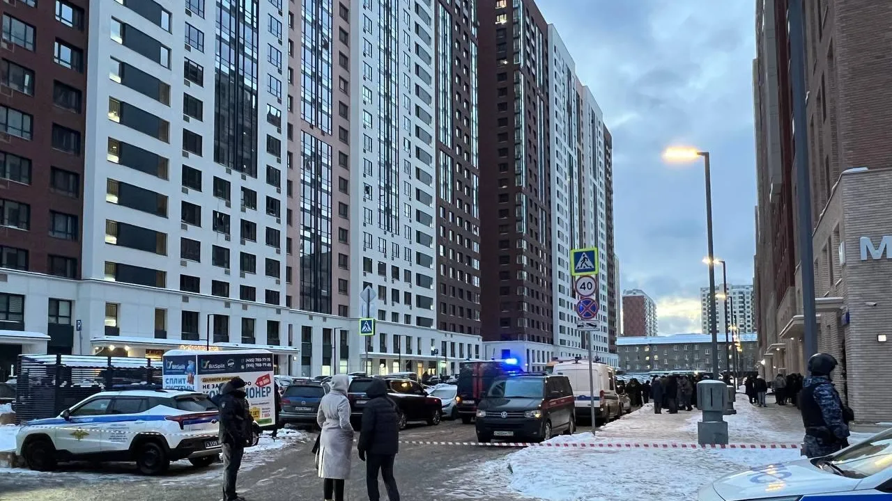 Опубликованы фото и видео из двора в Москве, где взорвали генерала Кириллова