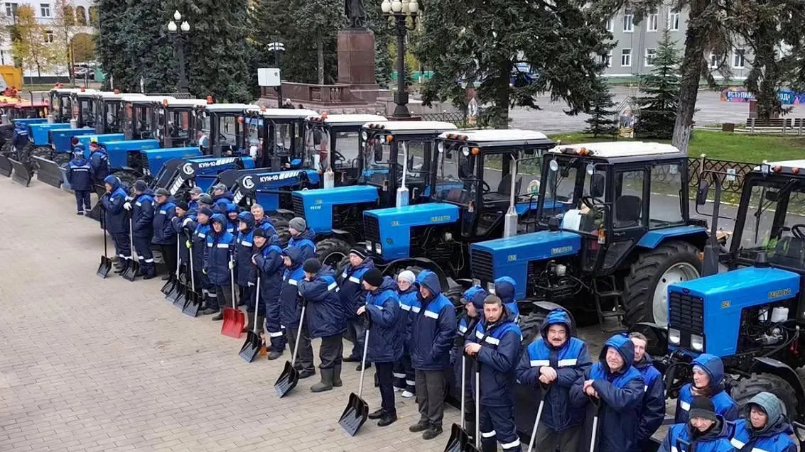 В Ступине зимой убирать снег будут более 350 дворников и 45 единиц техники