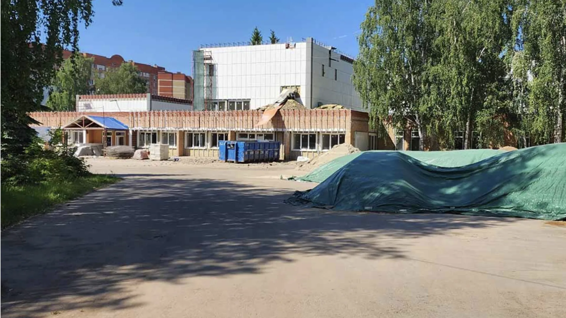 В учебном корпусе Раменского колледжа приступили к штукатурным работам