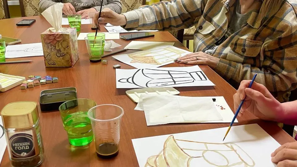 В центре «Ясенки» под Подольском запустили арт-терапию для женщин бойцов СВО