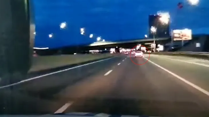 СК опубликовал видео ДТП в Подмосковье, которое устроил ребенок за рулем авто