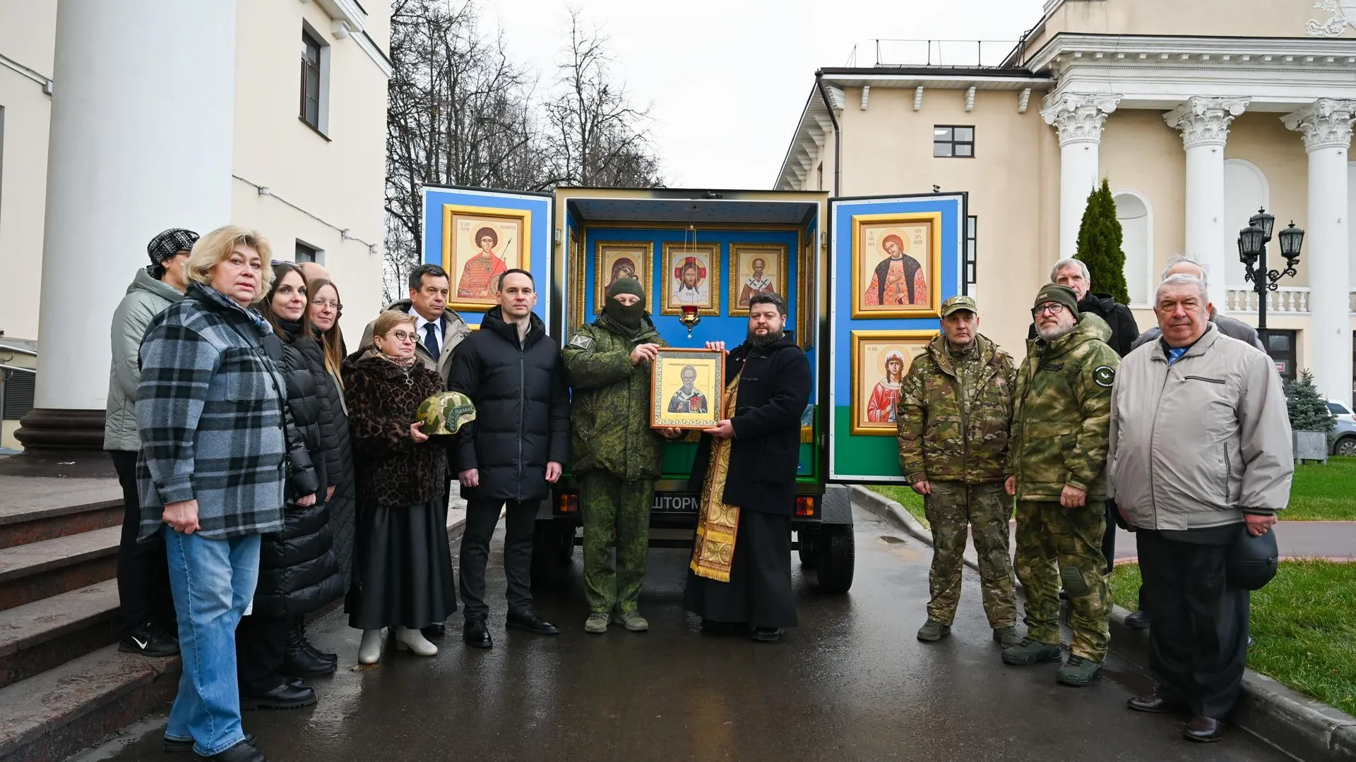 Из Ленинского округа отправилась третья мобильная часовня для военнослужащих