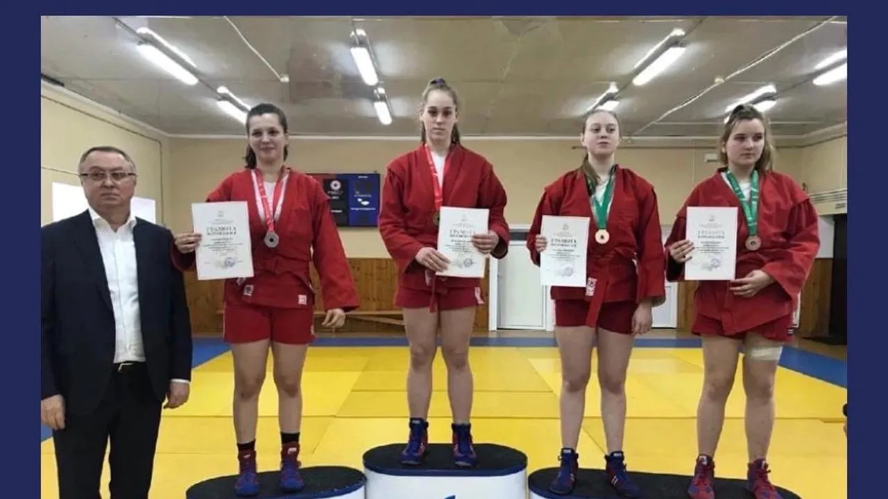 Два спортсмена из Люберец выиграли золото и бронзу на первенстве Подмосковья по самбо