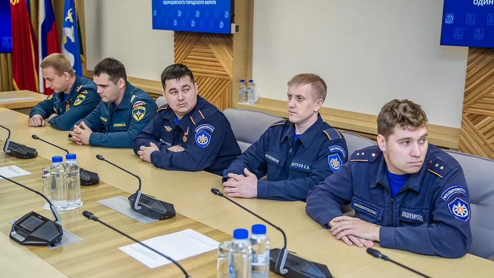 В Одинцовском округе поздравили пожарных с профессиональным праздником