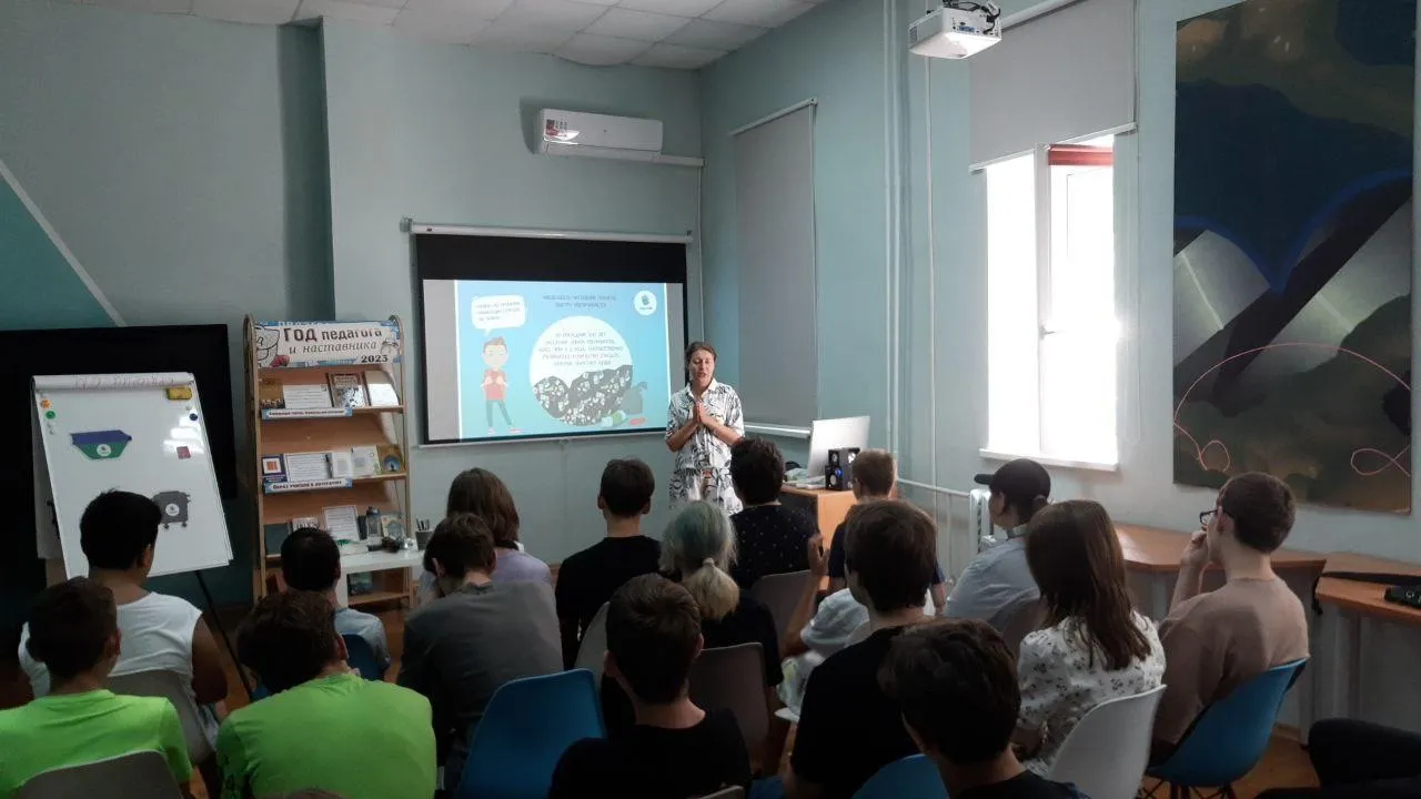 Регоператор «Хартия» провел экоурок для детей эко‑отряда «Хранители планеты» в Балашихе