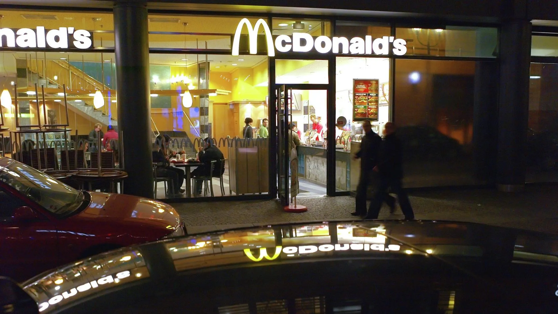McDonald’s отменил акцию с возвращением цены 1990 года из‑за коронавируса
