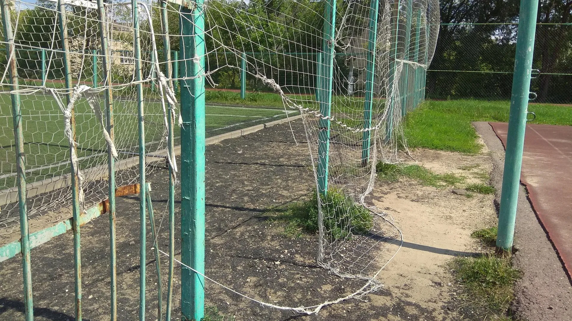 Три двора в Дзержинском выбрали для дальнейшего благоустройства