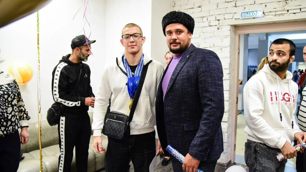 Спортсмен из Мытищ завоевал золото на чемпионате мира по грэпплингу