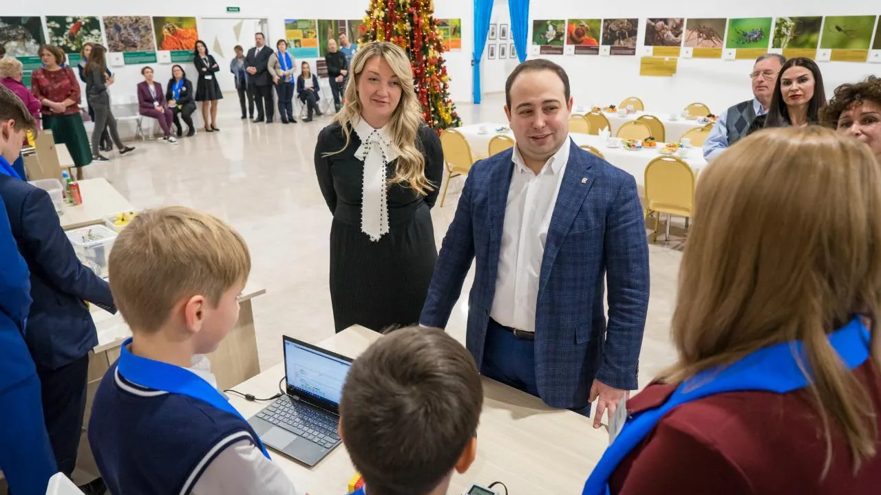 Юные жители Химок изобрели робота‑сортировщика мусора