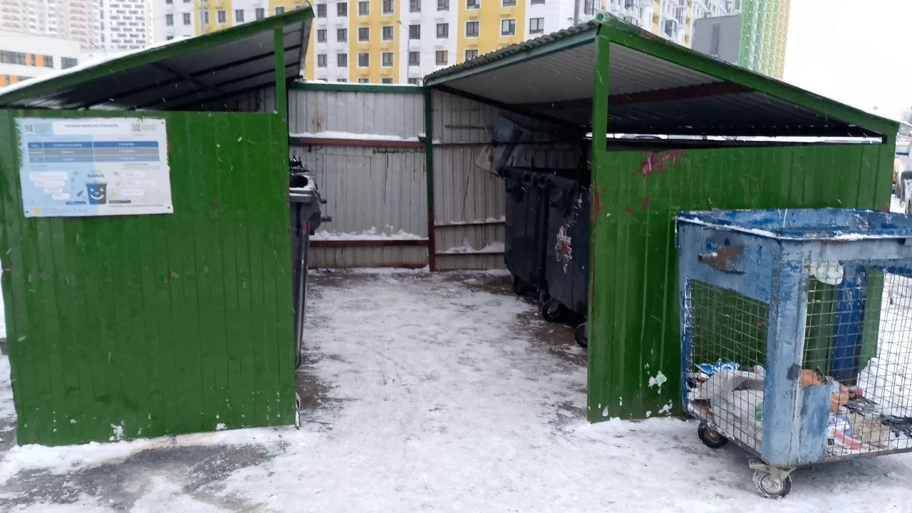 Две контейнерные площадки в деревне Путилково Красногорска приведены в порядок