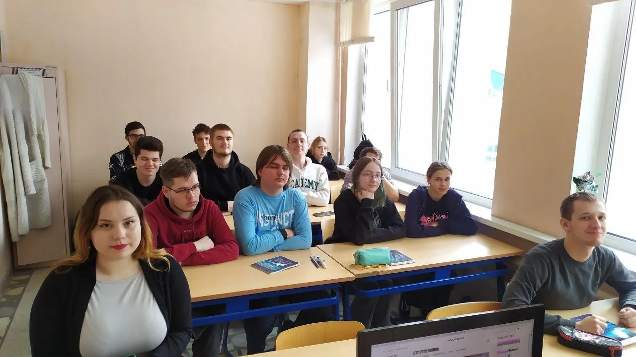 Студенты «Энергии» пообщались с представителями Читинского педколледжа на деловом завтраке