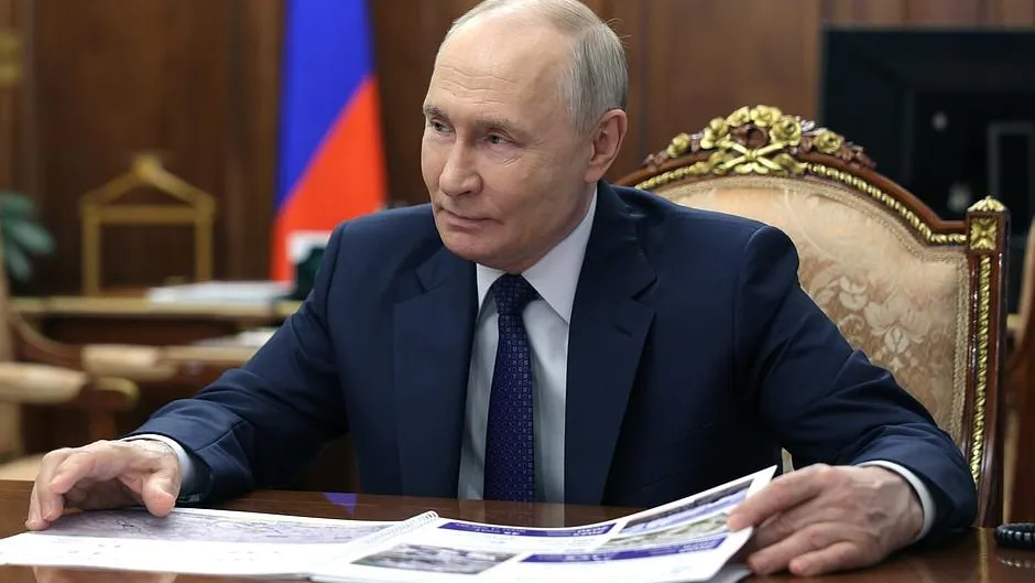 Путин поручил Воробьеву обратить внимание на развитие медицины в Подмосковье