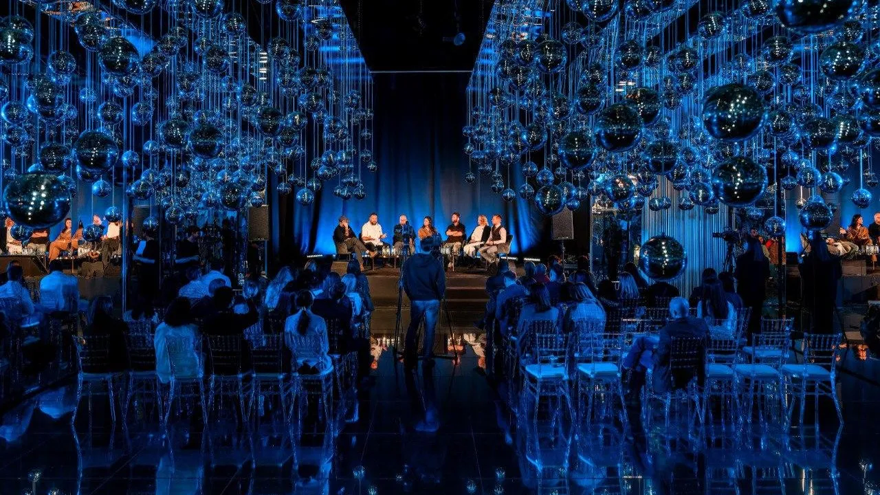 В День российской науки робот впервые возьмет интервью у ученых