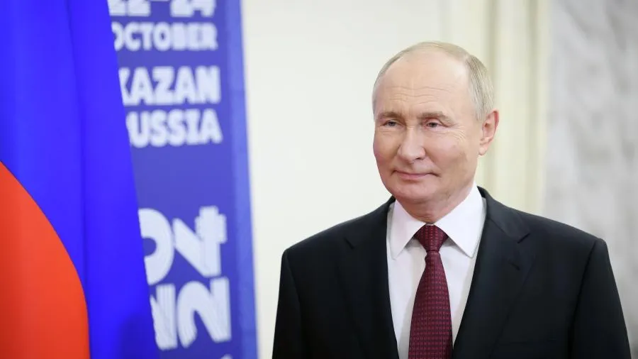 Путин предложил БРИКС надежную валюту, защищенную от влияния США