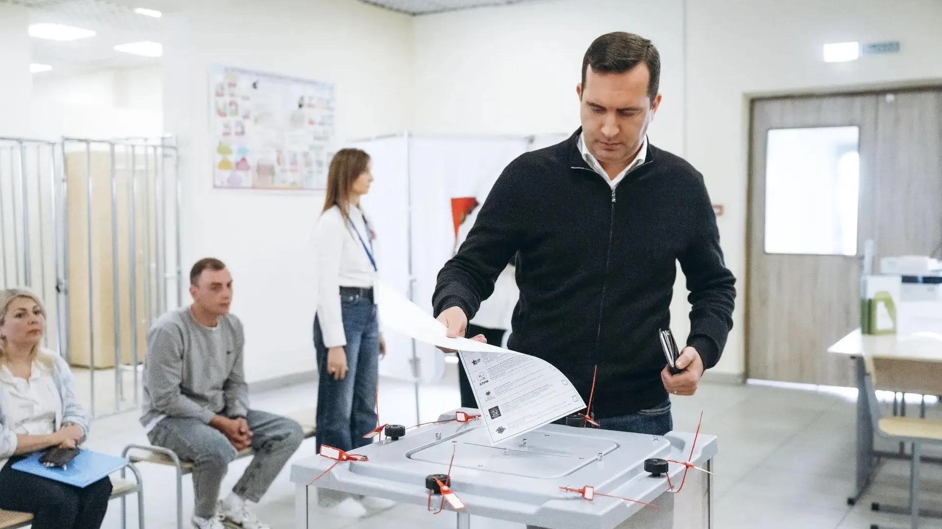 Глава Щелково Андрей Булгаков проголосовал на выборах