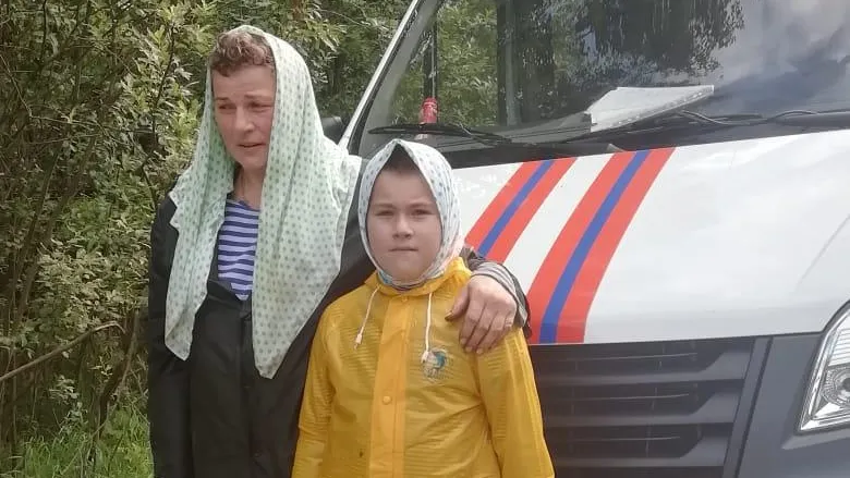 Заблудившихся в лесу пожилую женщину с внуком нашли в Егорьевске