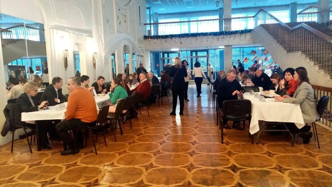 Глава Красногорска провел выездную встречу с жителями