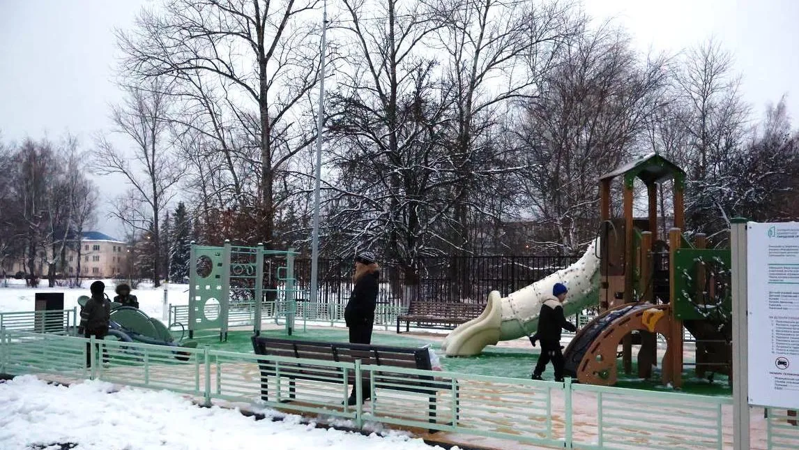 В селе Ситне-Щелканово округа Ступино завершено обустройство дворовой территории