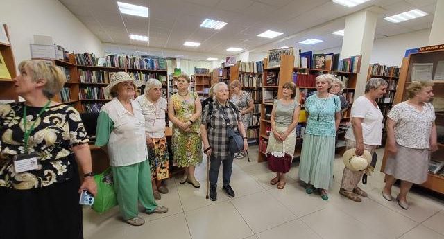Лекция «Исторический костюм Екатерининской эпохи» провели в Красногорске