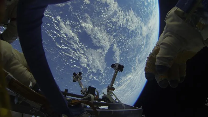 Жителям Люберец предложили создать поделки на космическую тематику 11 апреля