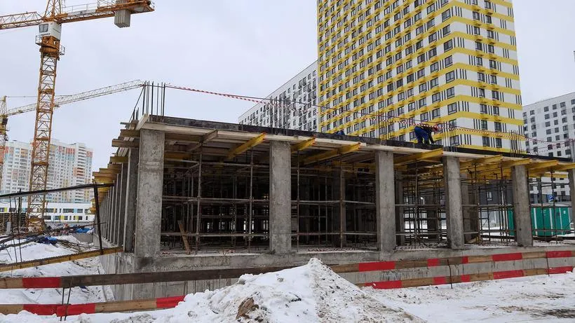 Строительство школы на 1 650 мест в ЖК «Ярославский» Мытищ идет по графику