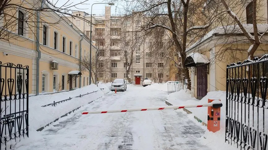 «Желтый» уровень опасности продлили в Московском регионе из-за гололедицы