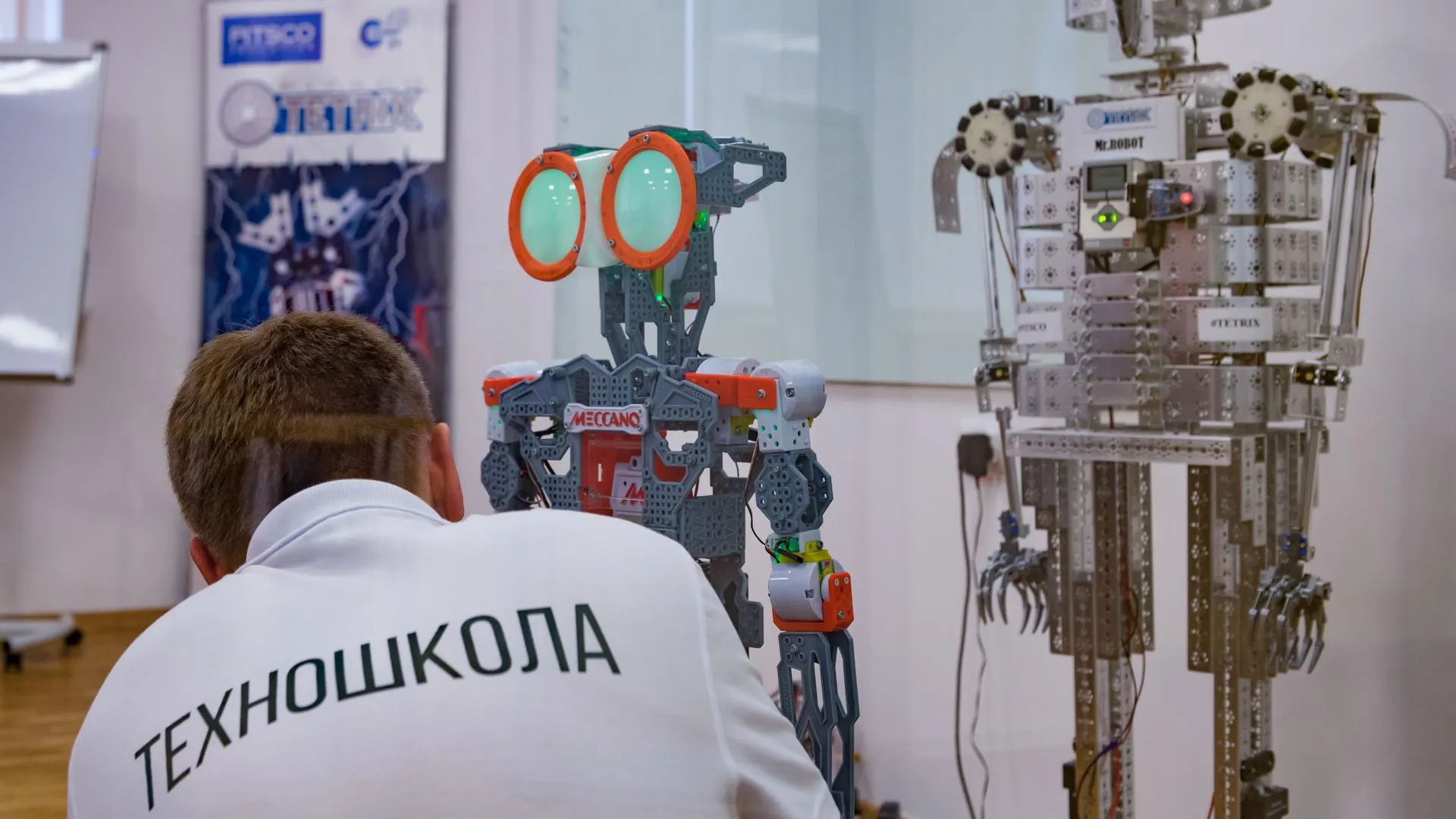 4 новых центра молодежного инновационного творчества откроются в Подмосковье в 2019 году