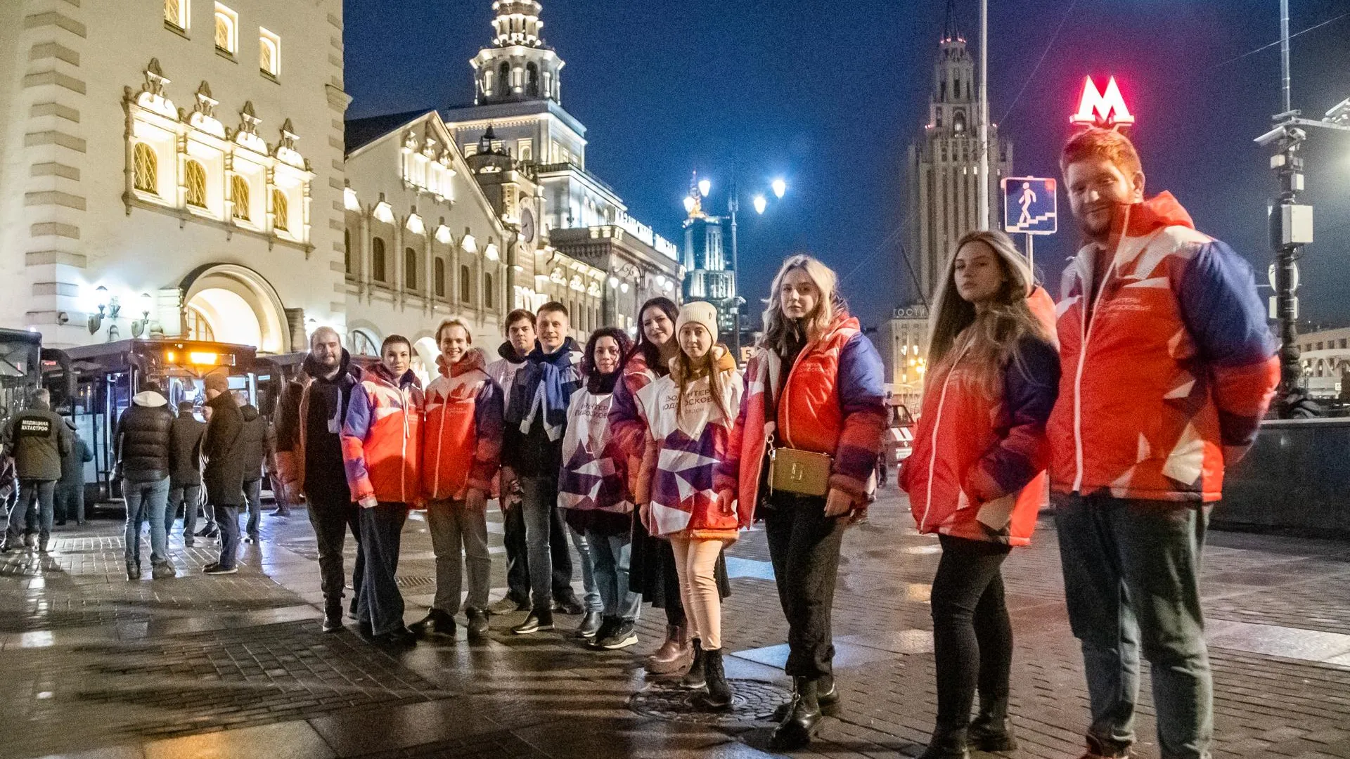 Волонтеры Подмосковья встретили эвакуированных жителей из Донбасса