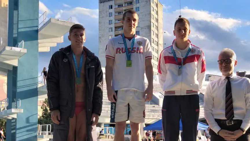Подмосковные спортсмены выиграли золото и серебро в турнире по прыжкам в воду в Болгарии