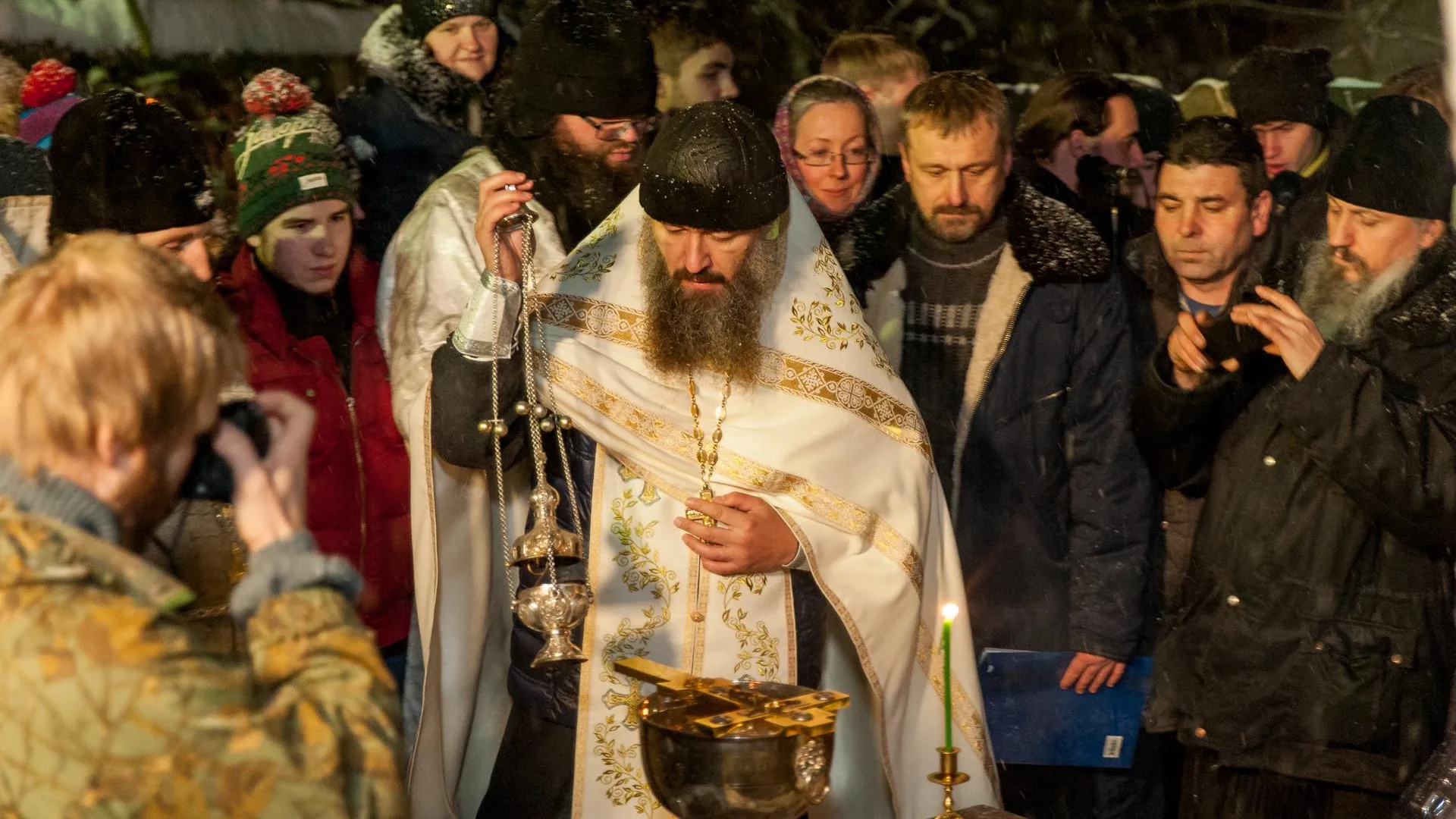 Добровольцы помогут обеспечивать безопасность во время крещенских купаний в Подмосковье