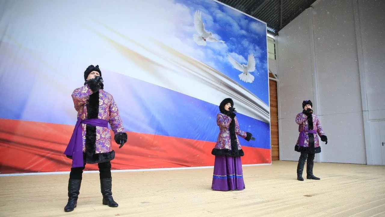 Жители Долгопрудного дружно отметили День народного единства