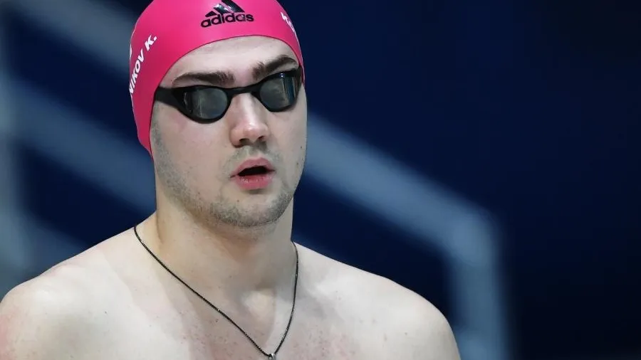 Российский пловец Колесников завоевал золото на Чемпионате мира в Сингапуре