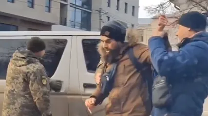В Харькове люди в военной форме похитили мужчину прямо на улице