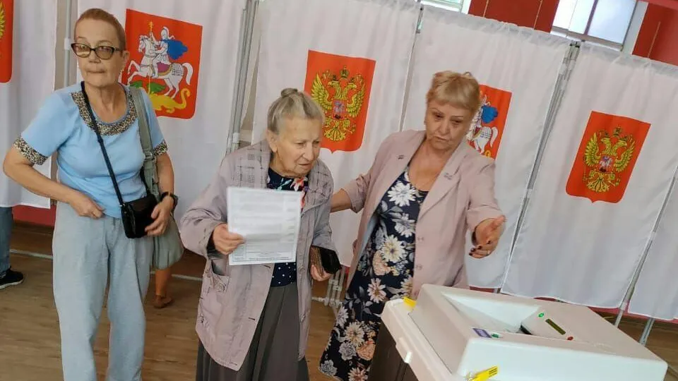 Старейшая жительница Рузского округа проголосовала на выборах губернатора