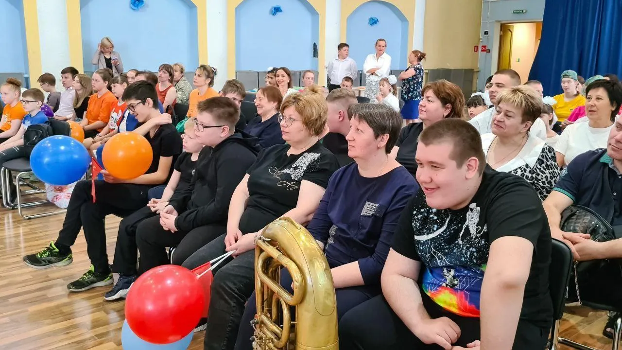 В Можайском КДЦ состоялся фестиваль «Твой звездный час» для детей с ОВЗ