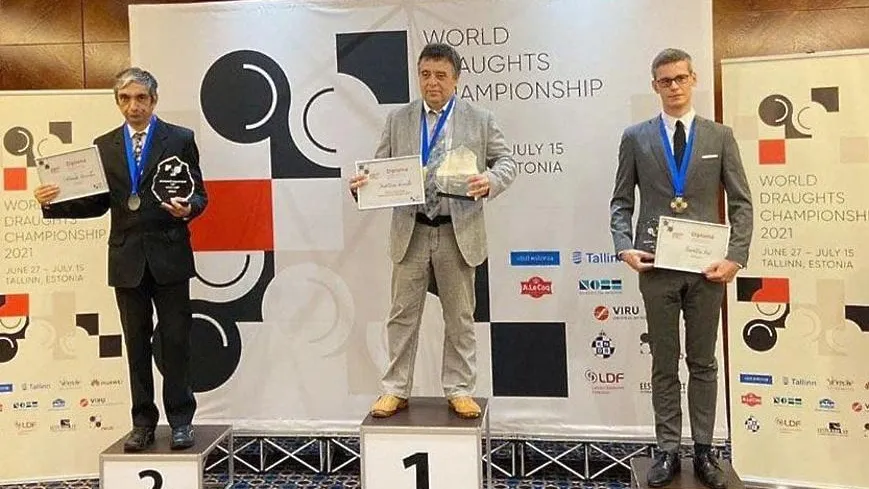 Подмосковный гроссмейстер стал чемпионом мира по шашкам