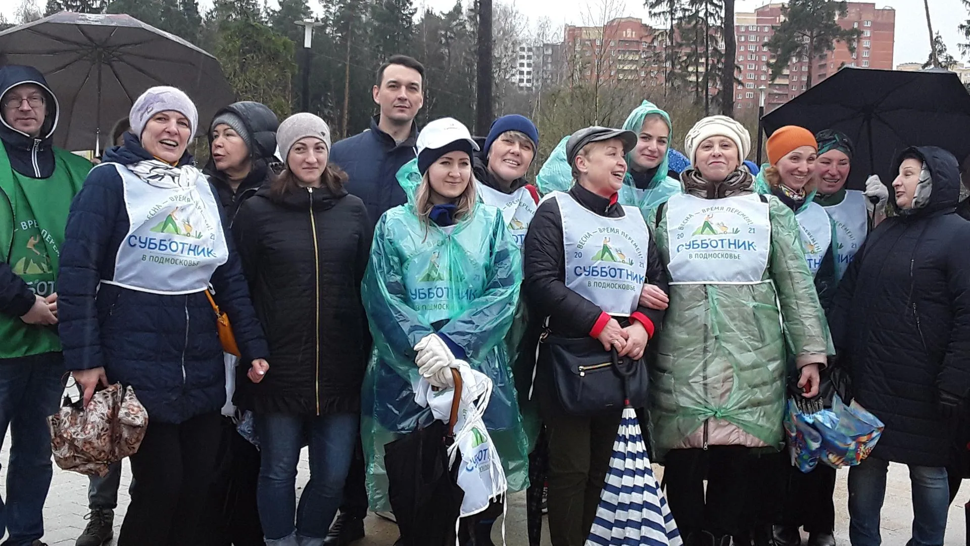 Около 16 тыс человек приняли участие в общеобластном субботнике в Балашихе