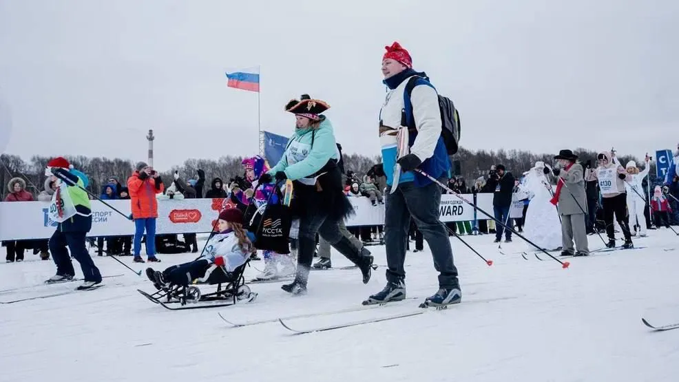 Жители Королева победили в номинации «Самая спортивная семья» на «Лыжне России»
