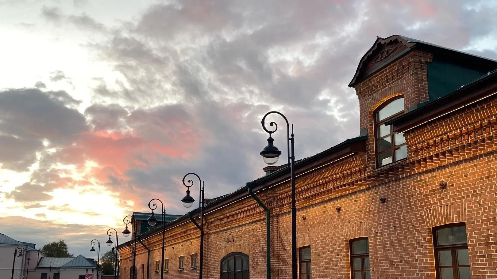 Фотовыставка «Город в объективе: районы-кварталы» открывается в Серпухове