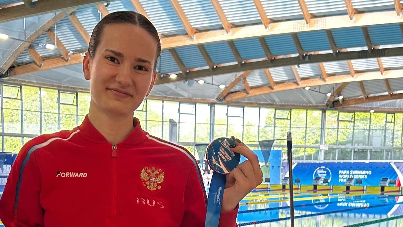 Пловчиха из Подмосковья взяла бронзу этапа мировой серии в Париже