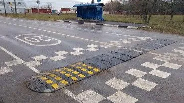 В 5 округах Подмосковья отремонтировали искусственные дорожные неровности