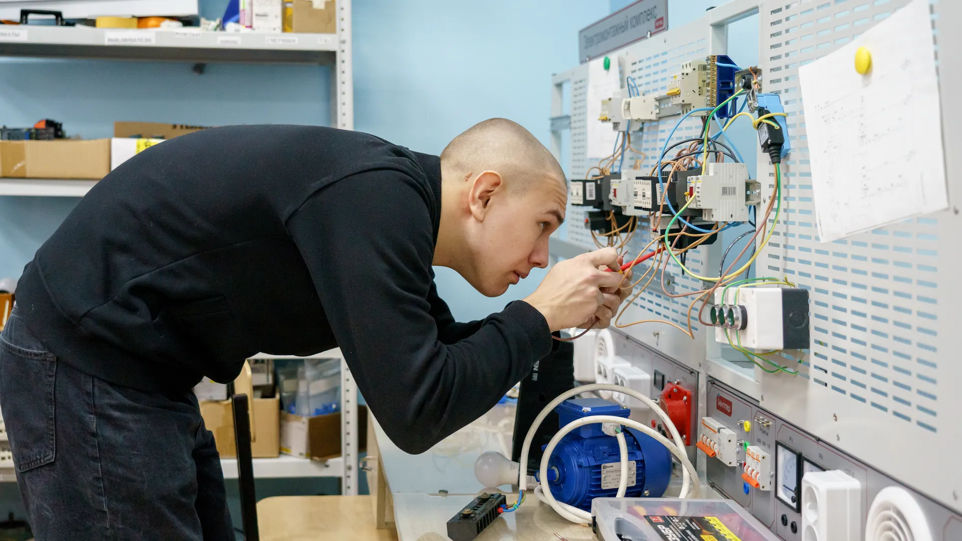 Подмосковные студенты и школьники могут принять участие в научном ИТ-хакатоне