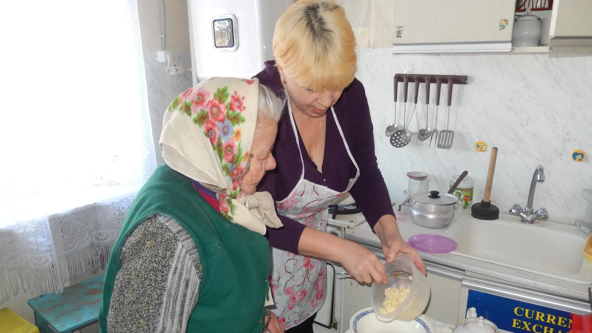 Около 100 тыс жителей Подмосковья получили социальные услуги с начала года