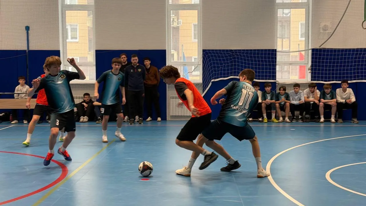 В Реутове провели полуфинал школьной лиги по футзалу