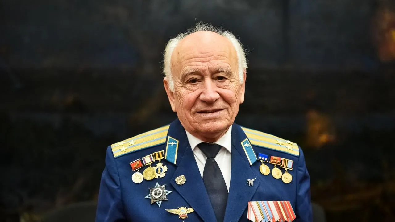 Лгендарный летчик, покоривший МиГ-25, нашел новое призвание на земле