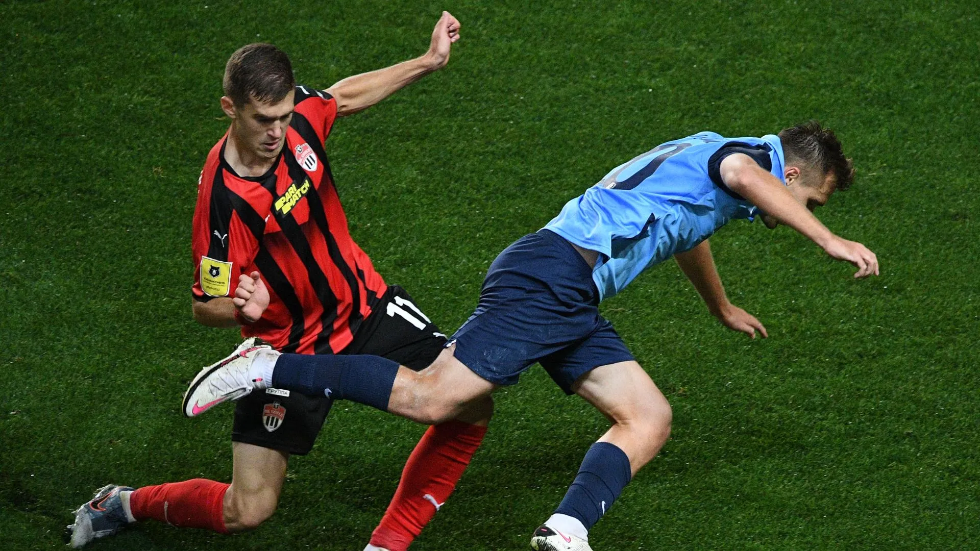 Матч между футбольными клубами «Химки» и «Ротор» закончился ничьей